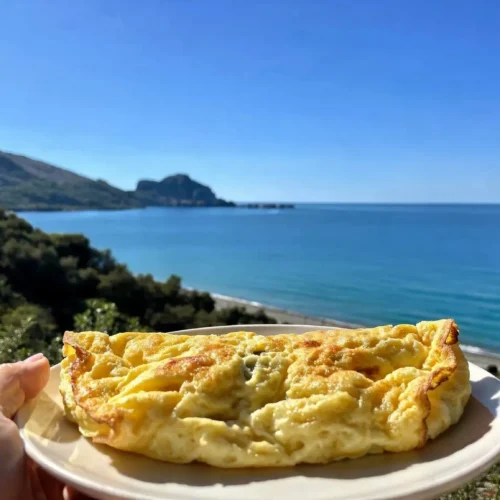 Omelette di albumi soffice e dorata
