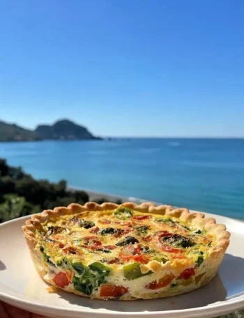 Quiche fit di verdure con brisée allo yogurt vista mare a Cefalù