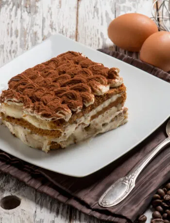 Varianti tiramisu fit leggere e cremose con cacao e crema allo yogurt