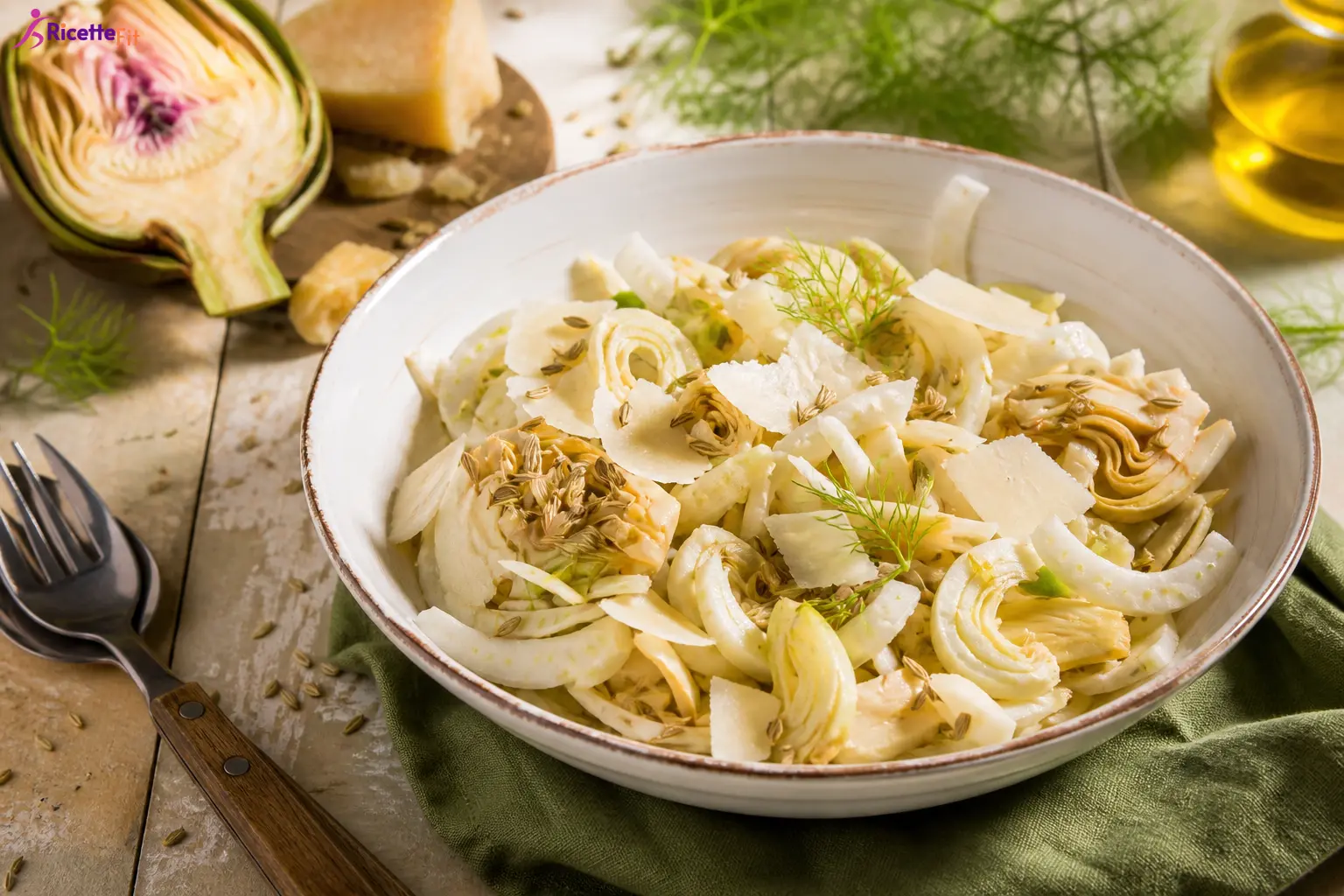 Insalata di carciofi e finocchi con scaglie di Parmigiano