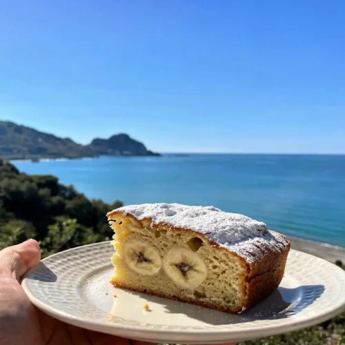 Torta fit alle banane e zucchine