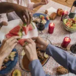 Mangiare la frutta dopo i pasti fa davvero male? La risposta che non ti aspetti