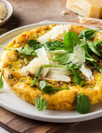 Frittata rognosa fit con spinacino e scaglie di Grana Padano